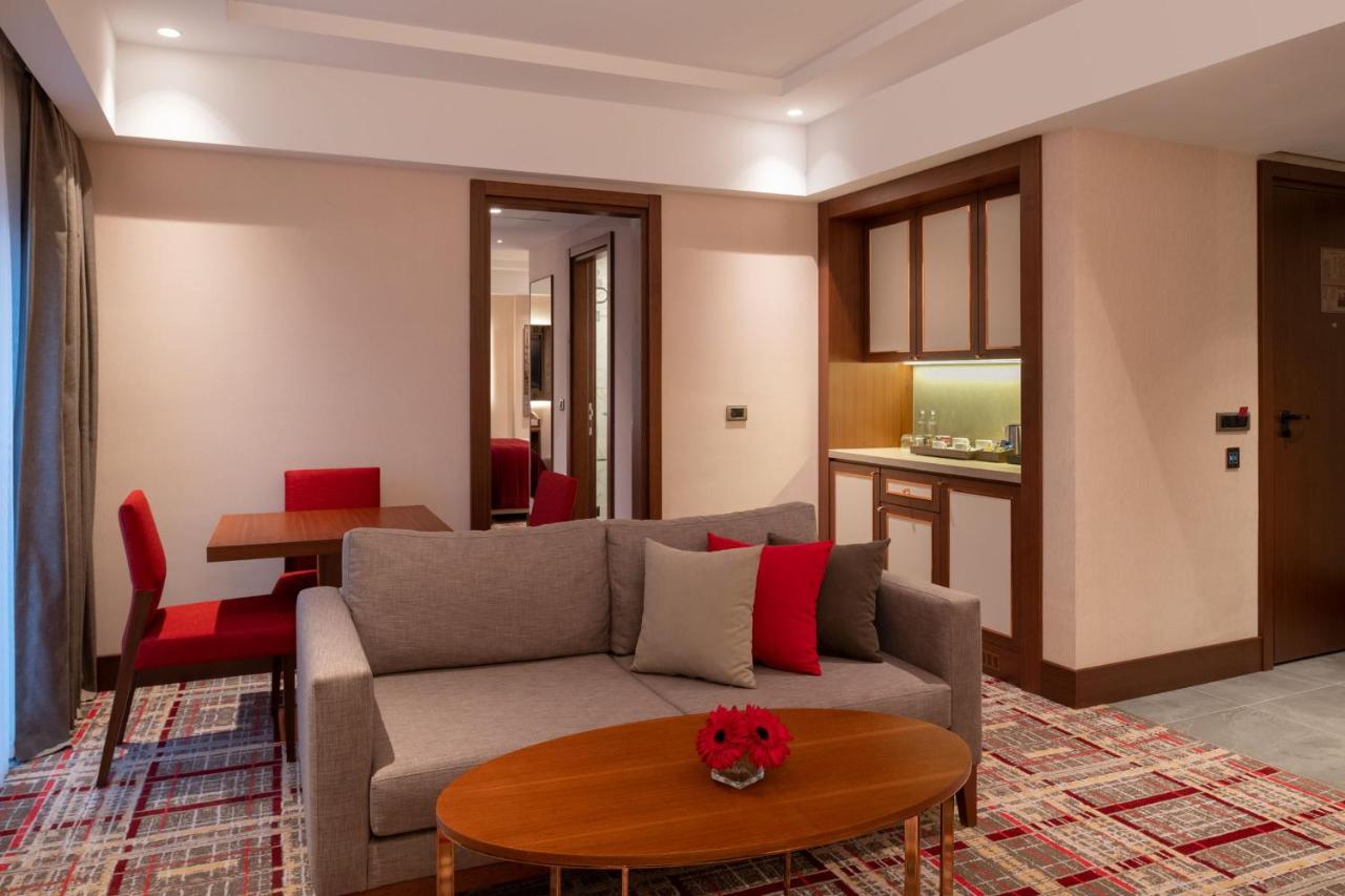 Moevenpick Hotel Istanbul Asia Airport Exterior foto A suite at the hotel