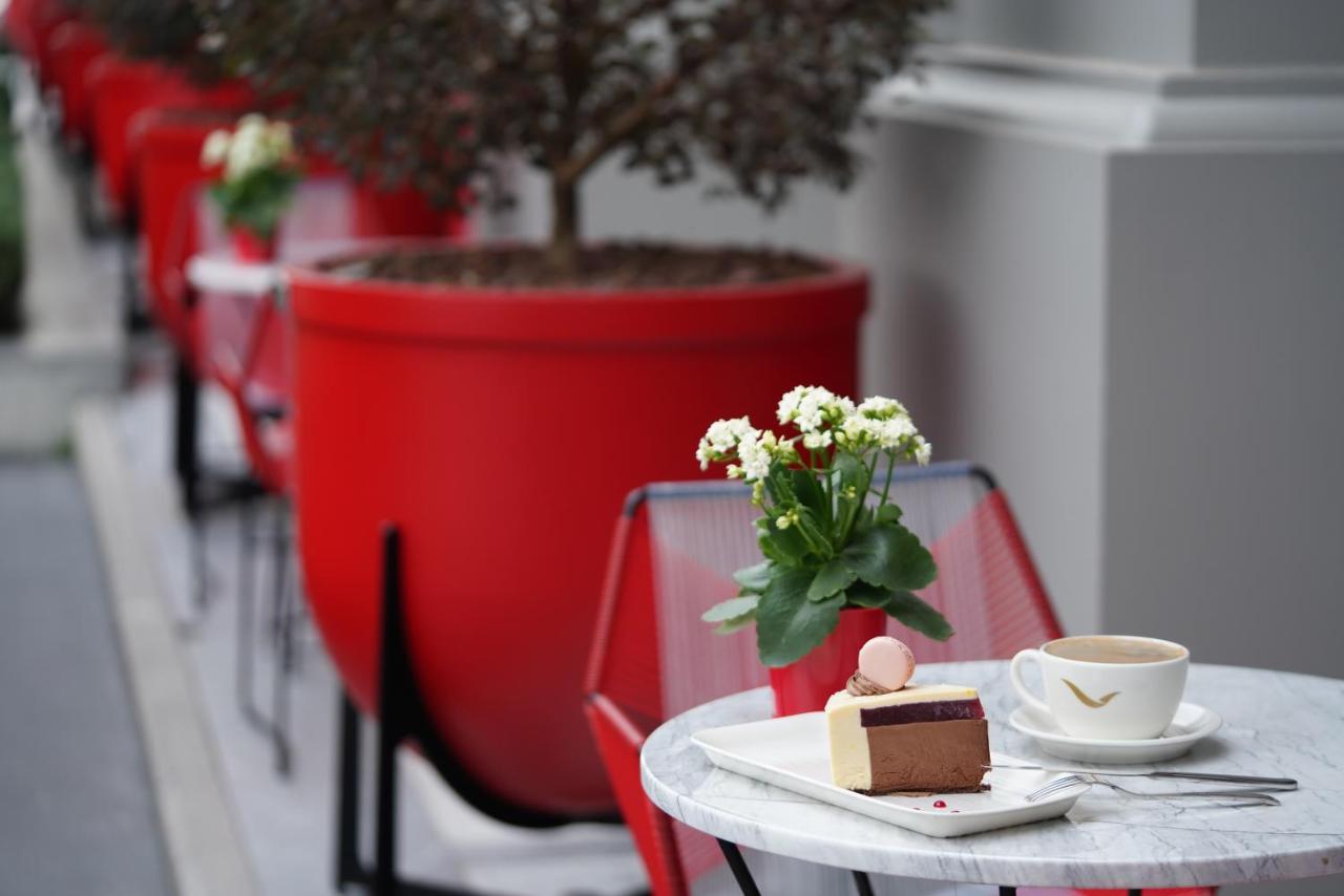 Moevenpick Hotel Istanbul Asia Airport Exterior foto Café